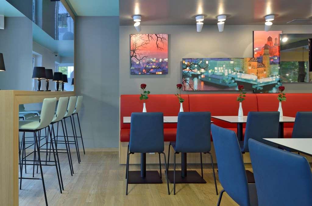 B&B Hotel Passau Adlkofen Bagian luar foto